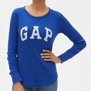 Women's Gap long sleeve shirt